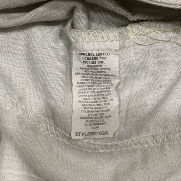 Dickies Khaki Shorts, Size 3 - Picture 5 of 8